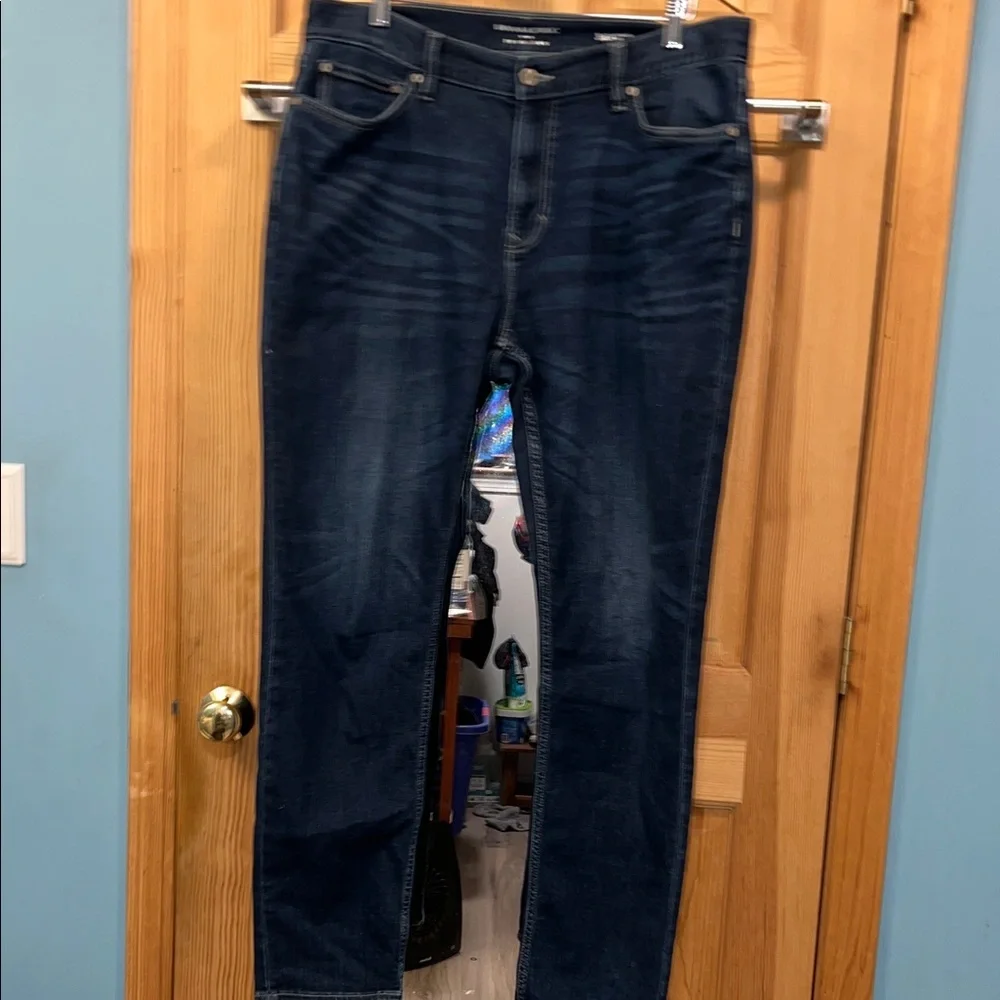 Banana Republic Men's Indigo Distressed Travel Lean Jeans Authentic Fit Sz 36x34